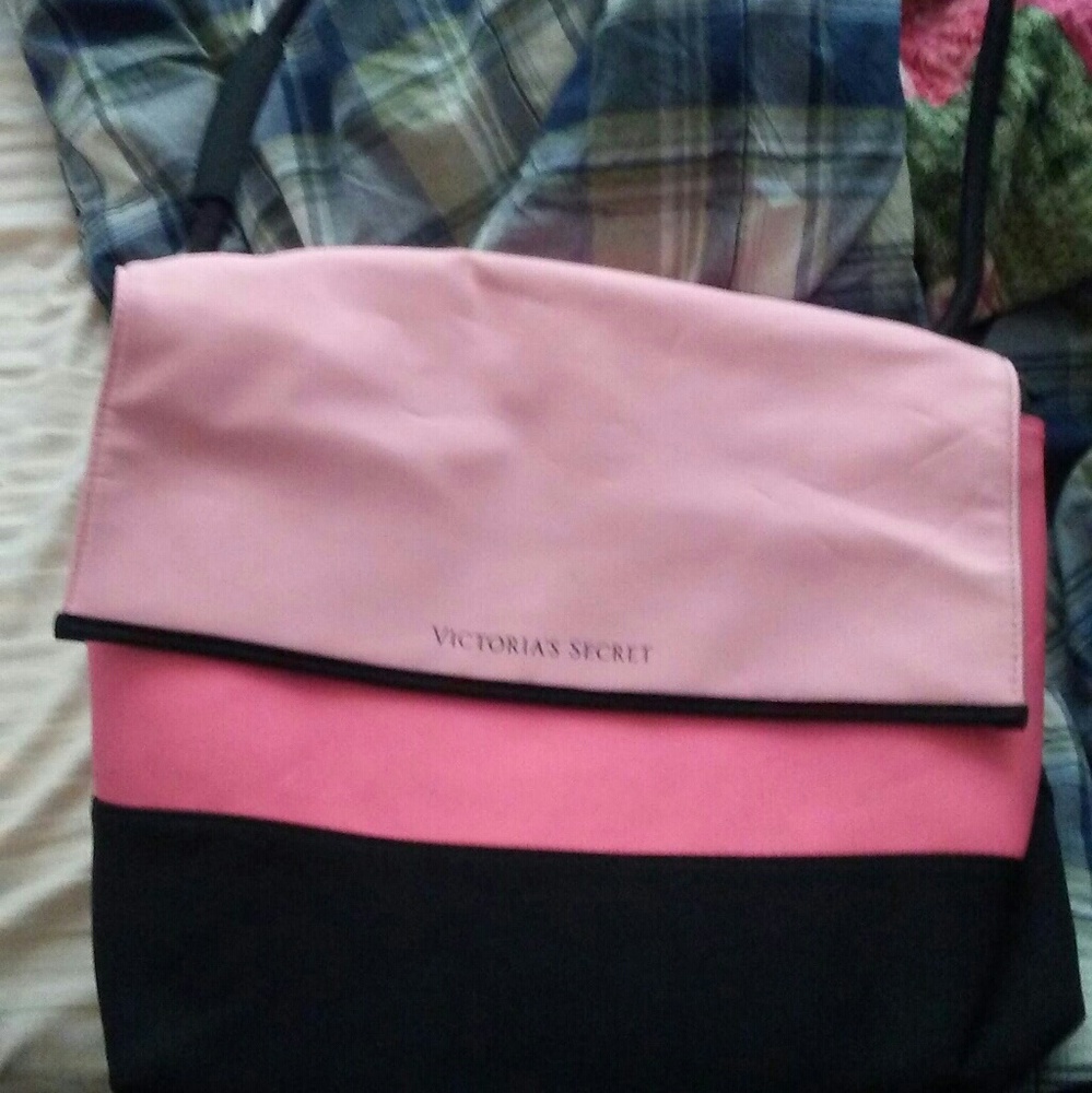 Victoria secrets bag new w out tags